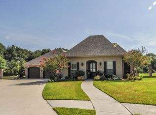 313 Green Springs Rd, Youngsville, LA 70592