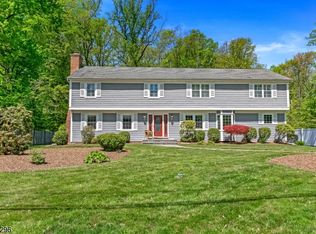 52 Symor Dr, Morristown, NJ 07960