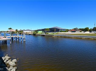 4305 SW 5th Pl, Cape Coral, FL 33914