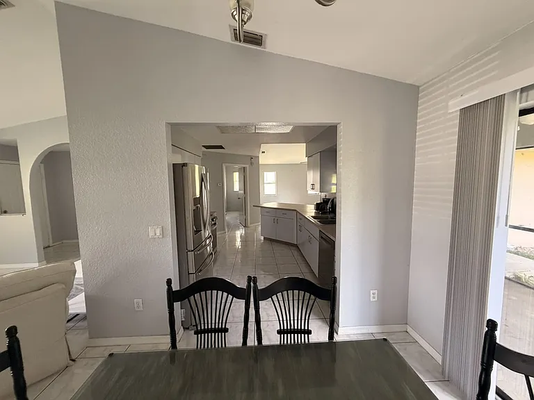 1474 Dewitt St — Photo 9