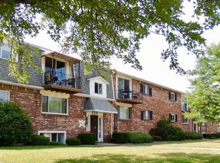 1817 Como Park Blvd #16, Lancaster, NY 14086