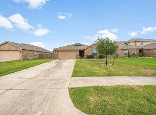 9507 Garnet Grove Dr, Iowa Colony, TX 77583