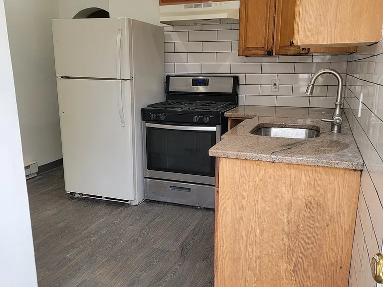 627 Corson St — Photo 28