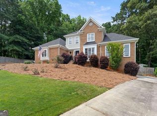 135 Bent Oak Way, Suwanee, GA 30024