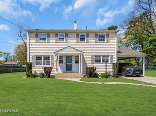 15 Pine Brook Dr, Neptune, NJ 07753