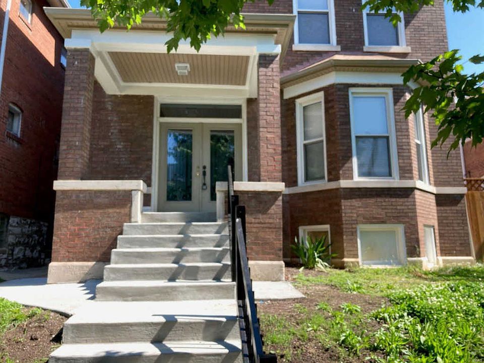 1st image of 4945 Murdoch Ave