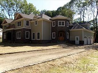2nd image of 46 Prospect Pl