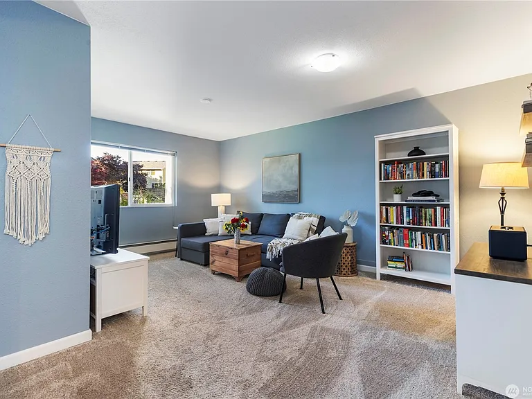19011 Grannis Rd — Photo 5