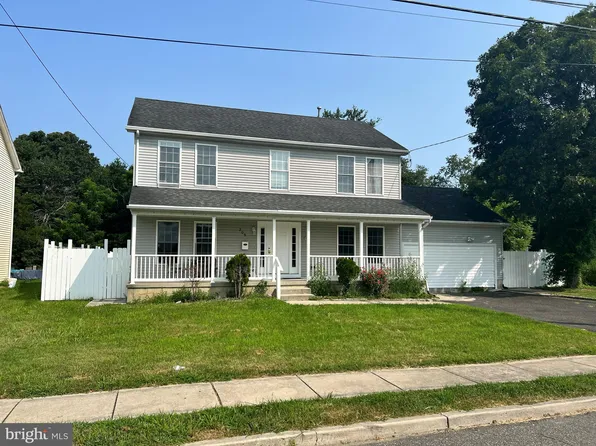 209 Wilmer St, Glassboro, NJ 08028