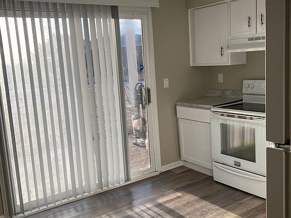 3rd image of 4469 Trevor Cir