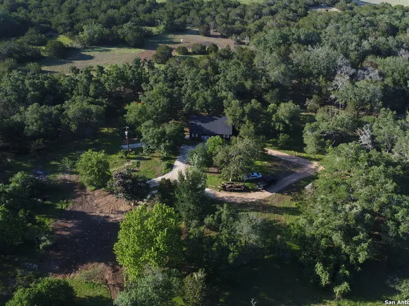 767 Rolling Hills, Blanco, TX 78606