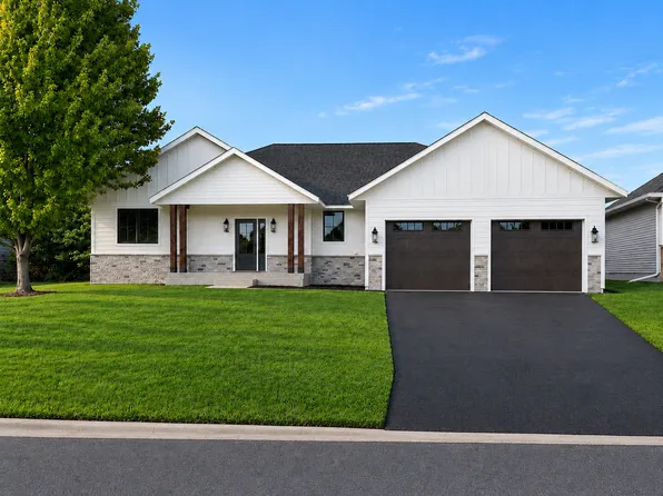 1215 Moor Stone Dr NE, Alexandria, MN 56308