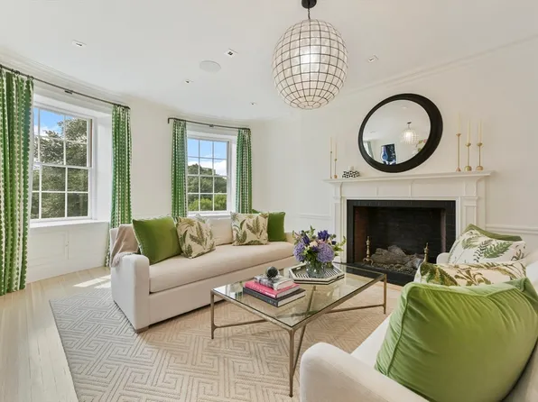 62 Beacon St #3, Boston, MA 02108