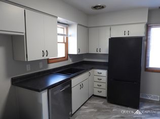 2913 E 36th St, Des Moines, IA 50317