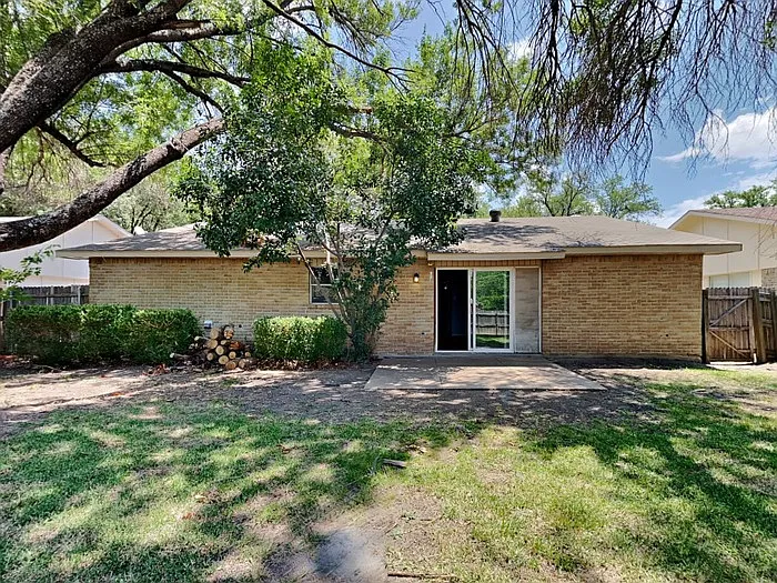 2706 Santa Anna Dr — Photo 16
