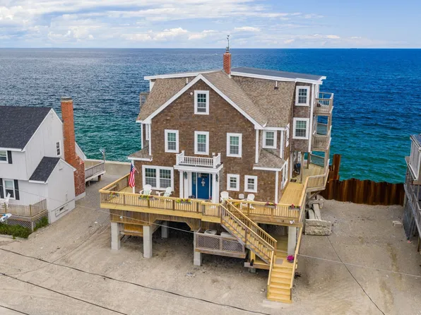 18 Oceanside Dr, Scituate, MA 02066