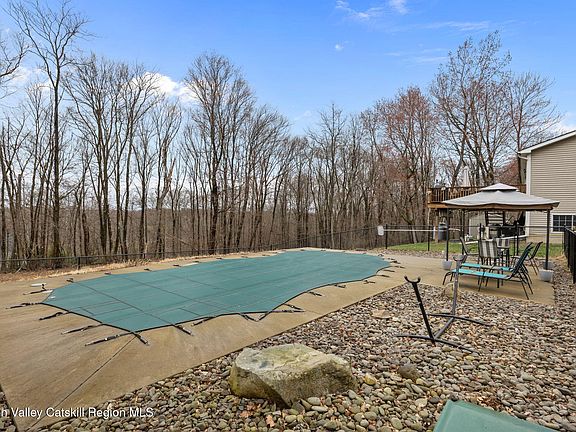 5th image of 69 Ridge Road