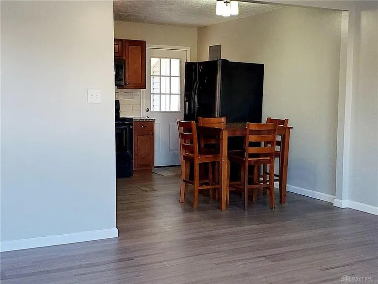 1015 Boylan Dr — Photo 3