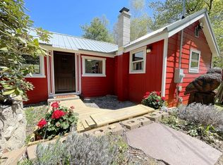 60 N Main St, New Salem, MA 01355