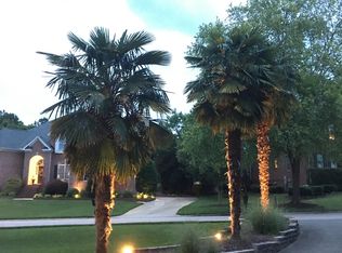 2716 Stratford Hall Dr, Raleigh, NC 27614