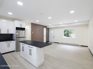 850 Seneca Rd, East Stroudsburg, PA 18302