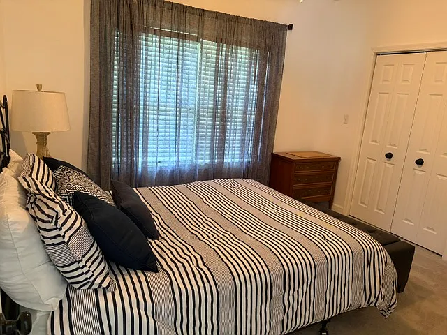 2330 Lake Retreat Rd — Photo 4