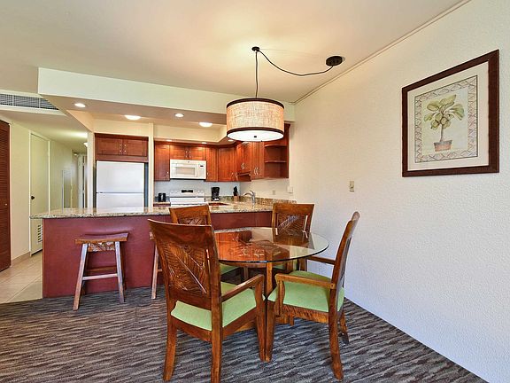 3rd image of 3445 Lower Honoapiilani Rd #450