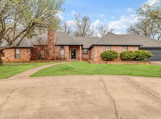 4315 Lakeshore Dr, Paris, TX 75462