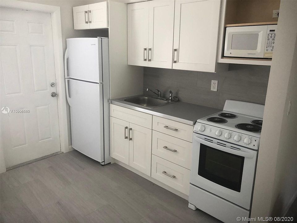 1st image of 601 S 19th Ave APT 11