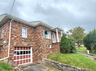 1717 2nd St, Connellsville, PA