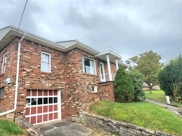 1717 2nd St, Connellsville, PA 15425