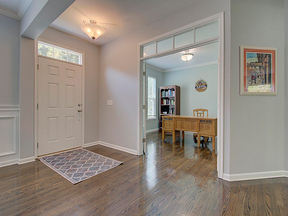 4th image of 152 Grant Park Dr