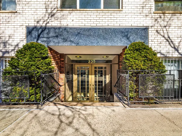 235 West 70th Street image 6 of 7