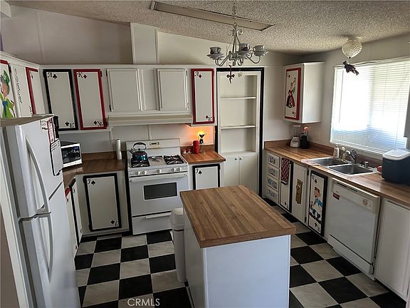 4th image of 80 E Dawes St Space 99