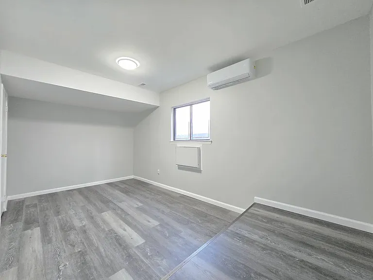 222 Monahan Ave #1 — Photo 8