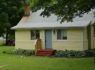 800 Beekman Rd, Hopewell Junction, NY 12533