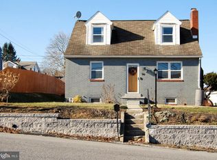 90 S Houcks Rd, Harrisburg, PA 17109