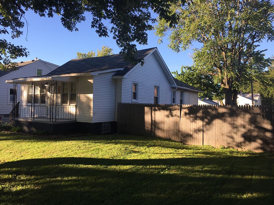 2nd image of 1374 Euclid St