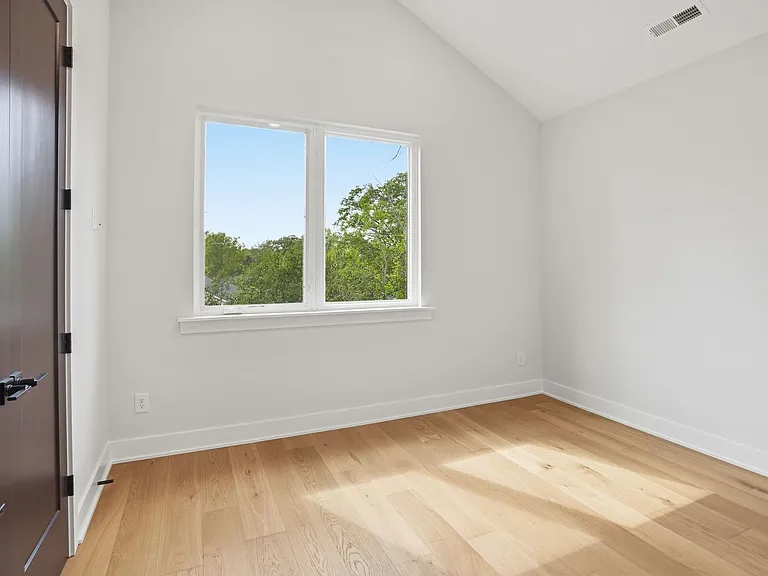 144 Mattoon St — Photo 13