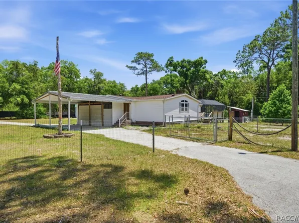 2295 S Stonebrook Dr, Homosassa, FL 34448