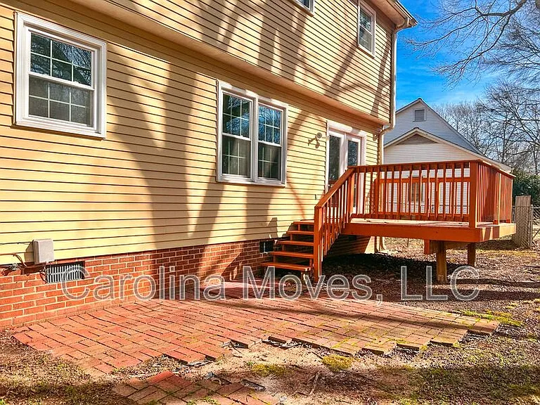 206 Manassas Dr — Photo 23