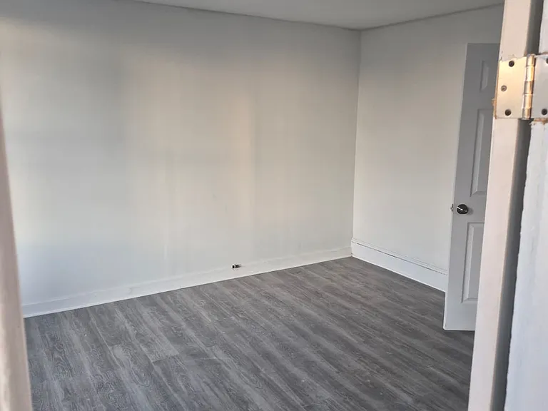 902 Douglass St #2 — Photo 9