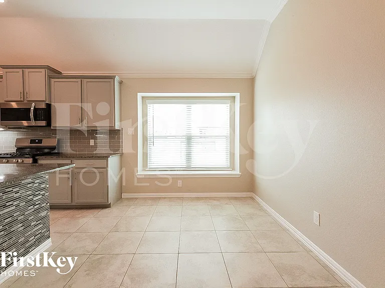 4334 Parkview Terrace Ln — Photo 7