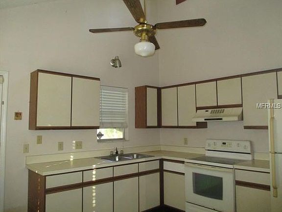 5th image of 1190 Iva St