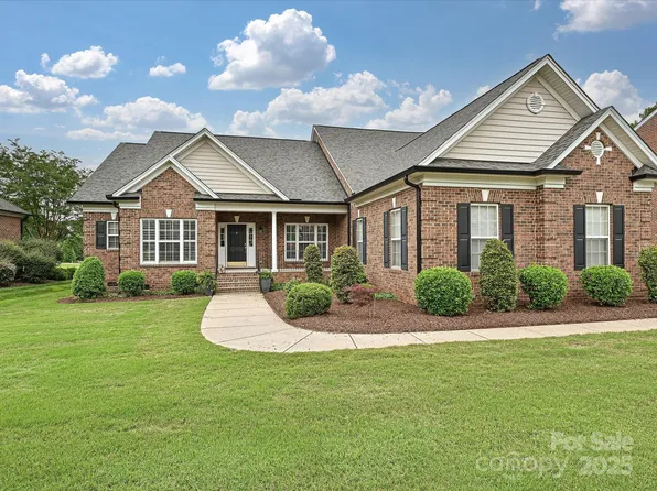 6144 Abergele Ln, Matthews, NC 28104