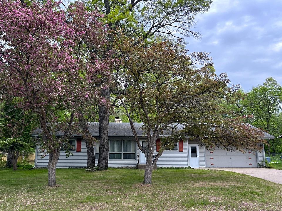 2103 Graydon Ave, Brainerd, MN 56401 Zillow