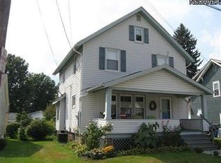 142 25th St NW, Barberton, OH