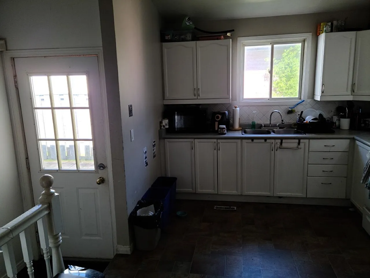 Spacious Student Rental 339 Fleming Drive, London! — Photo 3