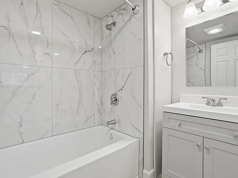 3440 N Huetter Rd #1 — Photo 16