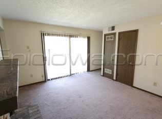 20 N 10th Ave. Hiawatha - Parklawn Apts, Hiawatha, IA 52233